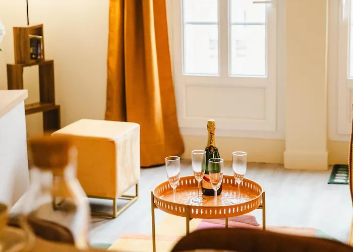 L'ecuyere - T2 - Hypercentre - Balcon Lägenhet